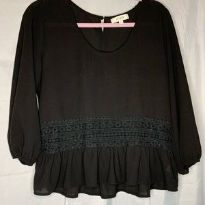 Super cute crop top!